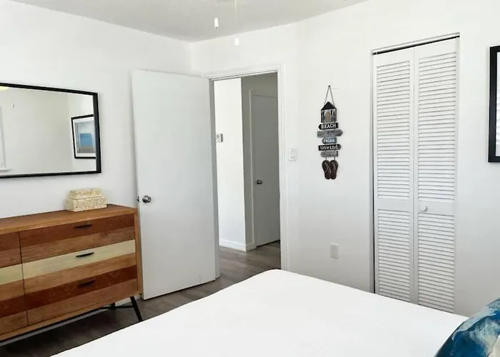 Modern Apartment - 3 Of 4